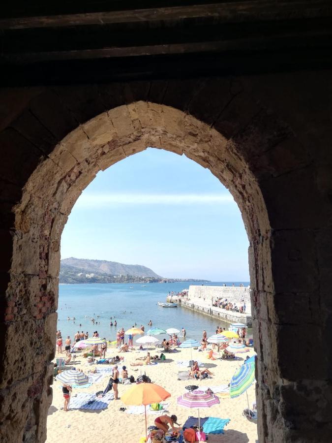 Rocher House Cefalu Apartment ภายนอก รูปภาพ