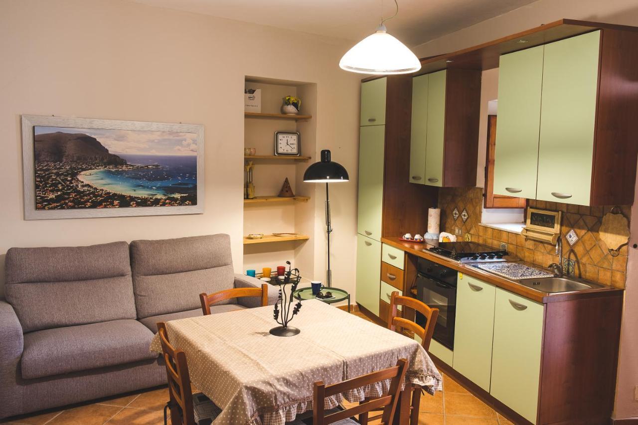 Rocher House Cefalu Apartment ภายนอก รูปภาพ